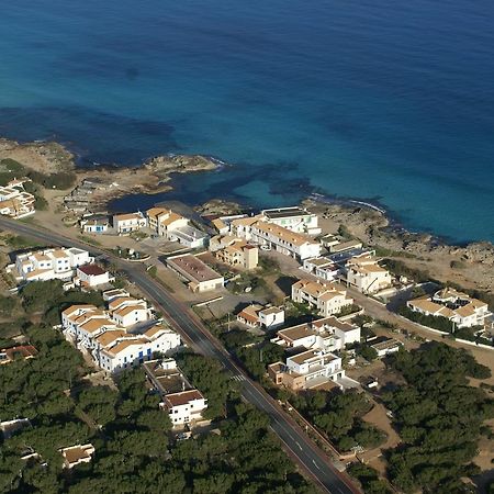 Apartamentos Delfin Es Calo  Exteriör bild